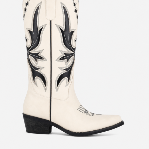 Bottes Santiags en Suédine Crème à Broderies Noires