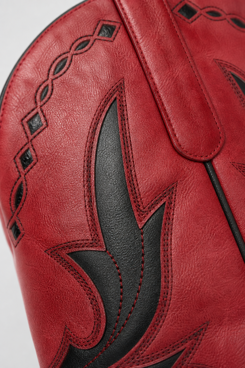 Bottes Santiags Rouges à Motifs Western Noirs – Image 6