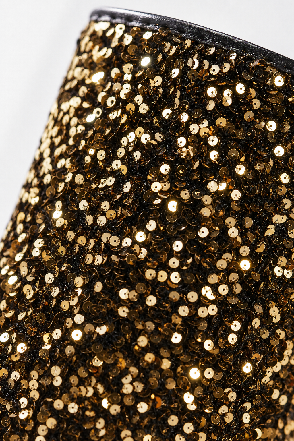 Bottes Santiags à Paillettes Dorées et Boucles Noires – Image 6