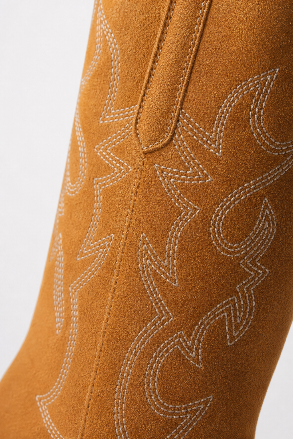 Santiags Mi-Hautes en Effet Daim Fauve à Broderies Western – Image 6